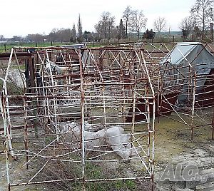 Продавам клетки за отглеждане на животни