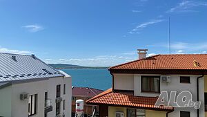 Апартамент с изглед към морето и Стария град