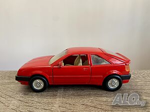 Модел автомобил Welly No. 9039 Volkswagen Corrado, мащаб 1:34-1:39, червен