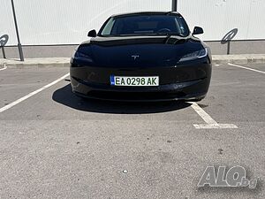 Tesla Model 3 Long-Range Dual