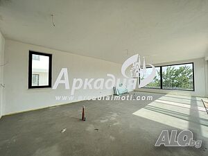 Пет спални в Самостоятелна къща