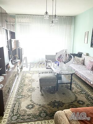 Тристаен имот - Въстанически, Събота пазара, Молдавия!!!
