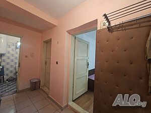 две стаи от къща частично обзаведени в района на пл. Боровец