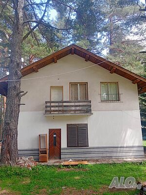 Върховръх-масивна, двуетажна, ОБЗАВЕДЕНА вила