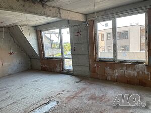 Просторно студио Несебър