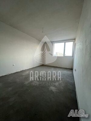 Тристаен апартамент в Тракия