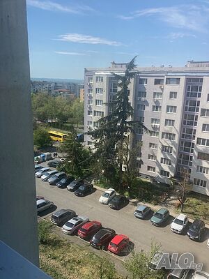 Двустаен апартамент - до учителския, саниран блок!