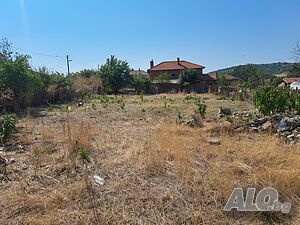 Празно Дворно Място с УПИ Продажба 720 кв.м В регулация (УПИ) Без ток Без вода | Парцели за застрояване, Инвестиционни проекти | с.П.Пъдарево кв.33 Полско Пъдарево