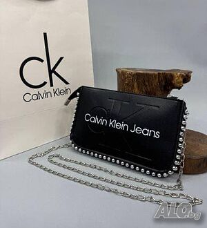 Дамска кожена чанта с пришити сребристи перлички calvin klein