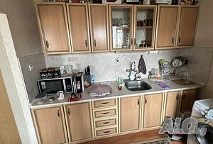 Кухня с термо плот и мивка