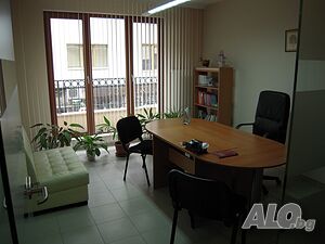 Офис под наем до Съдебната палата с опция за паркомясто