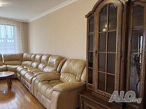 Обзаведен тристаен апартамент в кв. Овча купел