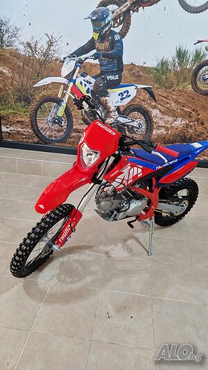 Бензинов Кросов Мотор ”ЕНДУРО” 125cc - с фар и ЕЛ. СТАРТ