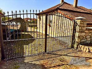 Продавам къща на морето с. Българево