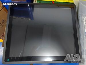 Продавам чисто нов компютър със сензорен дисплей (панел)