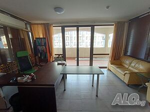 Давам под наем офис в Свети Влас