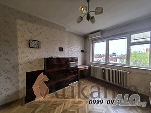 Многостаен апартамент 110 кв.м Тухла 1945 г. 6 етаж Последен етаж