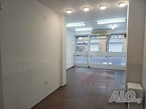 Офис, аптека, медицинска лаборатория, Понеделник пазар