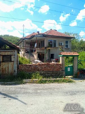 Продавам Къща