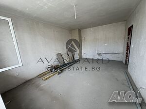 Просторен тристаен пред акт 14/ Южен