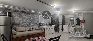 Едностаен Обзаведен Съдийски