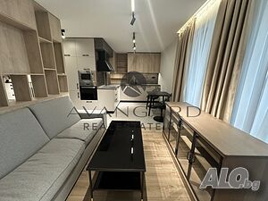 Едностаен Обзаведен Смирненски