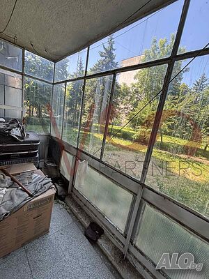 Двустаен апартамент в Люлин 2