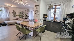 Нова двуетажна къща, гр. Поморие