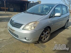 Тойота Корола Версо 2.0D 90к.с. 2003г. - На части! за части