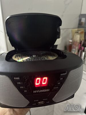 Hyundai радио диск usb за ремонт, или части ново, от Германия