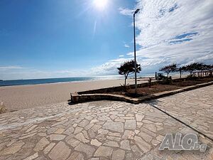 Апартамент с две спални в комплекс на първа линия Sunset Resort Pomorie.