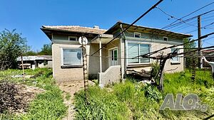 Продажба Къща Добрич селска - с. Пчеларово 77m²
