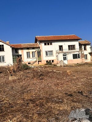 Продажба Къща гр. Павликени - гр. Бяла черква 1940m²