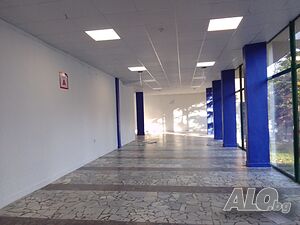 Магазин за продажба в широкия център на Велико Търново