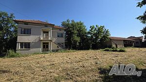 Къща за продажба в село Ресен, община Велико Търново.
