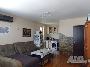 Двустаен апартамент за продажба в кв. Колю Фичето!