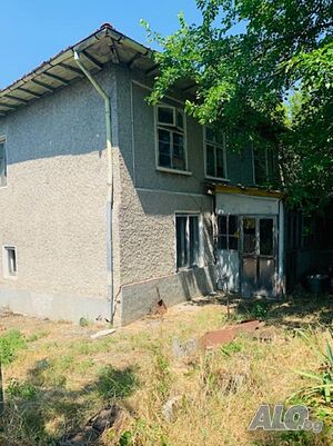 Продажба Къща гр. Велико Търново - с. Балван 1450m²