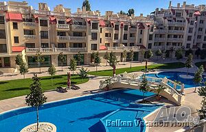 Тристаен апартамент с морска гледка във Varna South Bay Residence