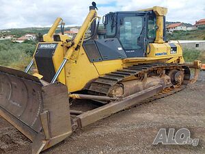 Komatsu D65EX-15 - Булдозер