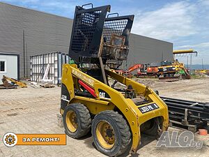 Мини челен товарач Caterpillar 226B