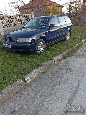 Продавам Фолксваген Пасат