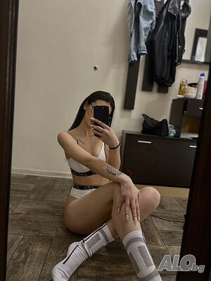 HOT GIRL!!! 🥵