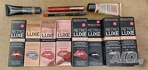 Гримове - Makeup Revolution Течно Червило, матова основа за грим 28 мл - F12.5, пълно покритие - F15