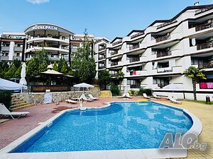 Четиристаен Апартамент с гледка море в Royal Palm - Свети Влас
