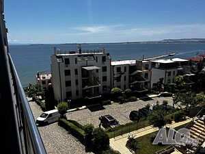 Тристаен ГЛЕДКА МОРЕ със склад в цената!! Намалена цена! Тристаен апартамент 133 кв.м Тухла 2013 г. 4 етаж Непоследен | Апартаменти | Свети Влас