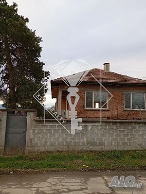 Къща за продажба в с. Костиево, обл. Пловдив - масивна, 81 кв.м, 2 етажа, ПВЦ дограма