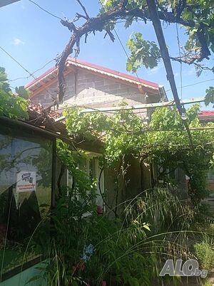 Продава имот в с. Узунджово Двуетажна къща 120 кв.м РЗП 1500 кв.м двор | Къщи, Вили | Узунджово