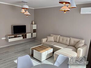 ТОП ЛОКАЦИЯ! Двустаен апартамент с ПАРКОМЯСТО - 580 €/месец