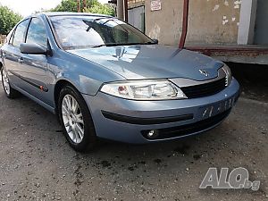 Renault Laguna на части