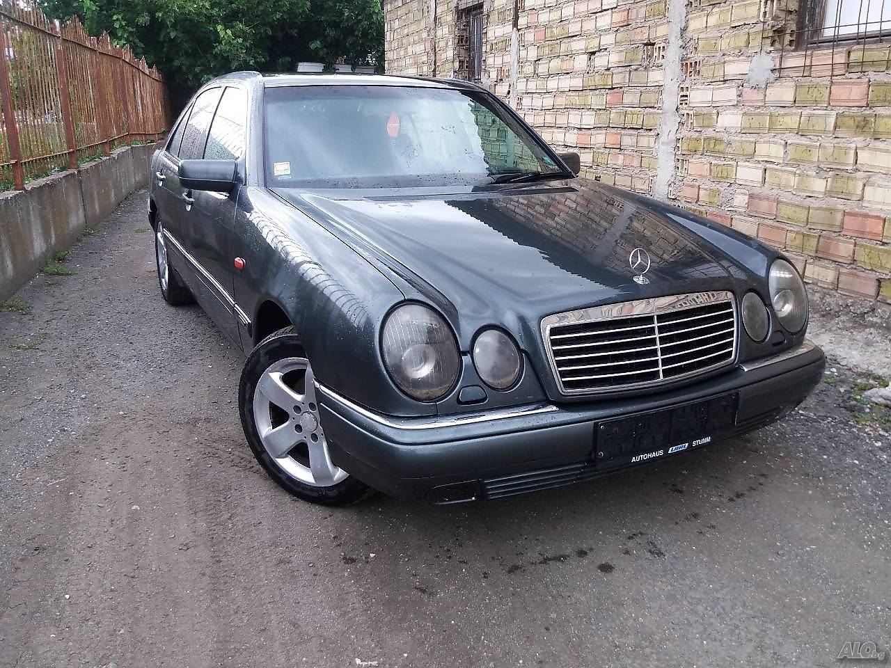 Мерцедес Е 300 на части Mercedes-Benz 300 3 d 32 к.с. Седан Дизел 1995 год. 156857 км Ръчни скорости | Автомобили, Джипове, Пикапи | Карнобат